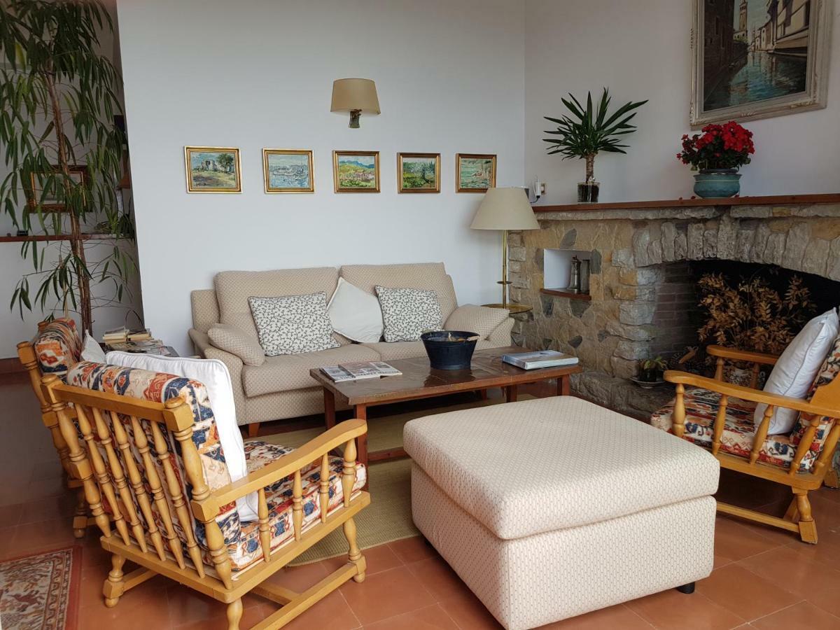 Hostal Sa Barraca - Adults Only เบกูร์ ภายนอก รูปภาพ