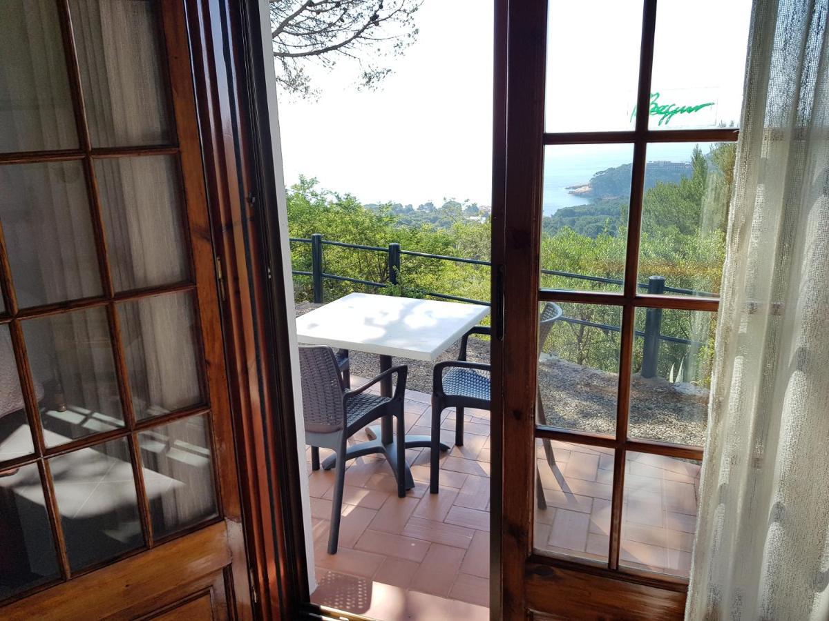 Hostal Sa Barraca - Adults Only เบกูร์ ภายนอก รูปภาพ